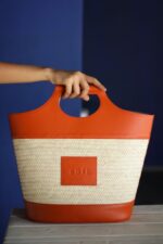 MRS ALWAYS RIGHT – Image 3