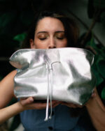 the essential pouch silver